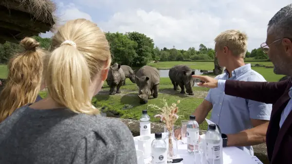 Givskud Zoo, andet i Give