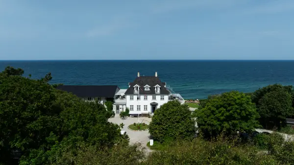 Helenekilde Badehotel, hotel i Tisvildeleje