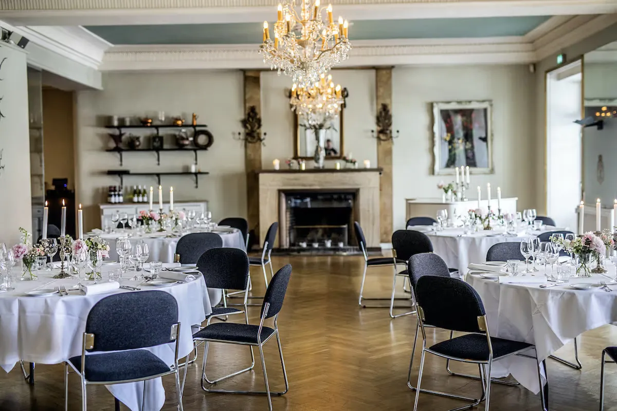 Fredensborg Store Kro, hotel i Fredensborg