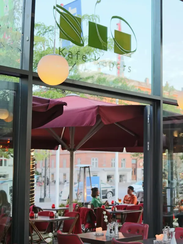 Kafe Kapers, cafe i København Ø – billede 2