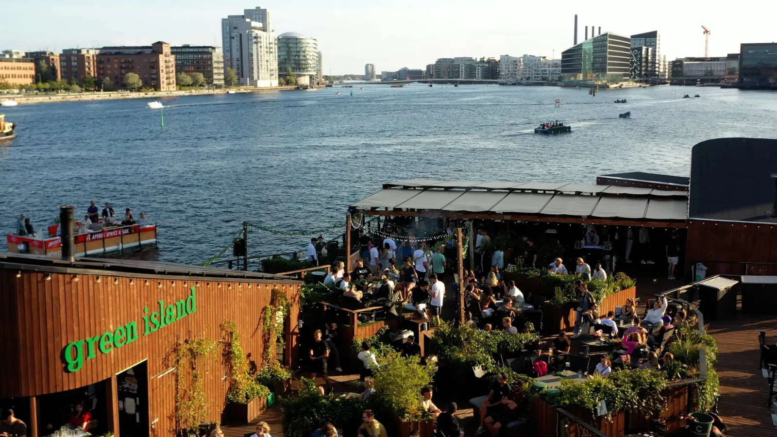 Green Island, andet i København V